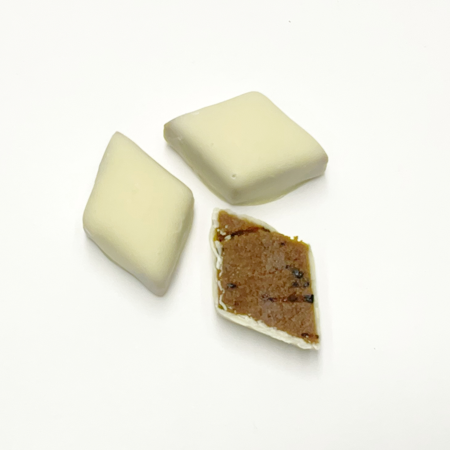 Liquorice marzipan piece 10g